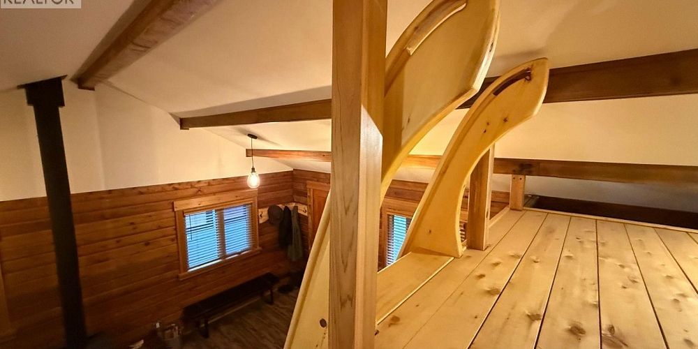 16398 16 HIGHWAY Terrace Photo 18 16398 16 HIGHWAY Terrace Photo 18